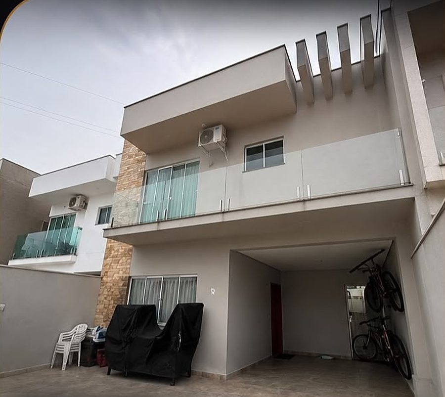 Casa Duplex com Piscina
